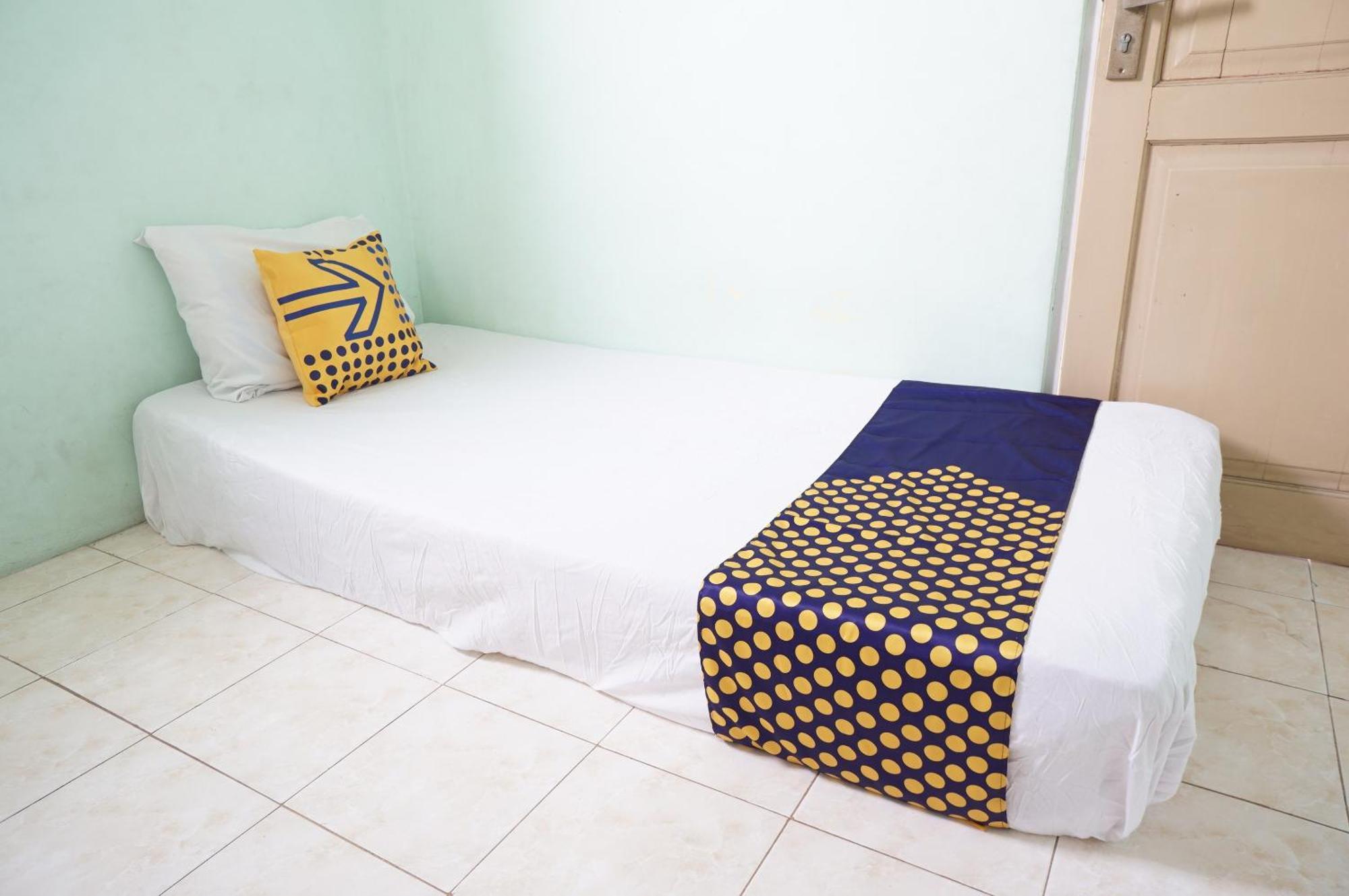 Hotel Spot On 93611 Kost Pak Suyatno Syariah 2 Ponorogo Zewnętrze zdjęcie